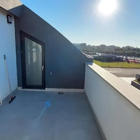 公寓 Professionally Maintained, Spacious New Residences Near Lara & Kundu *