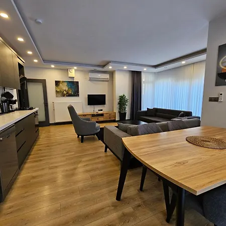 Professionally Maintained, Spacious New Residences Near Lara & Kundu 公寓 安塔利亚